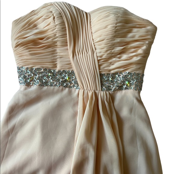 Drapery flowy bridesmaid Dress, size 10 - Picture 5 of 7